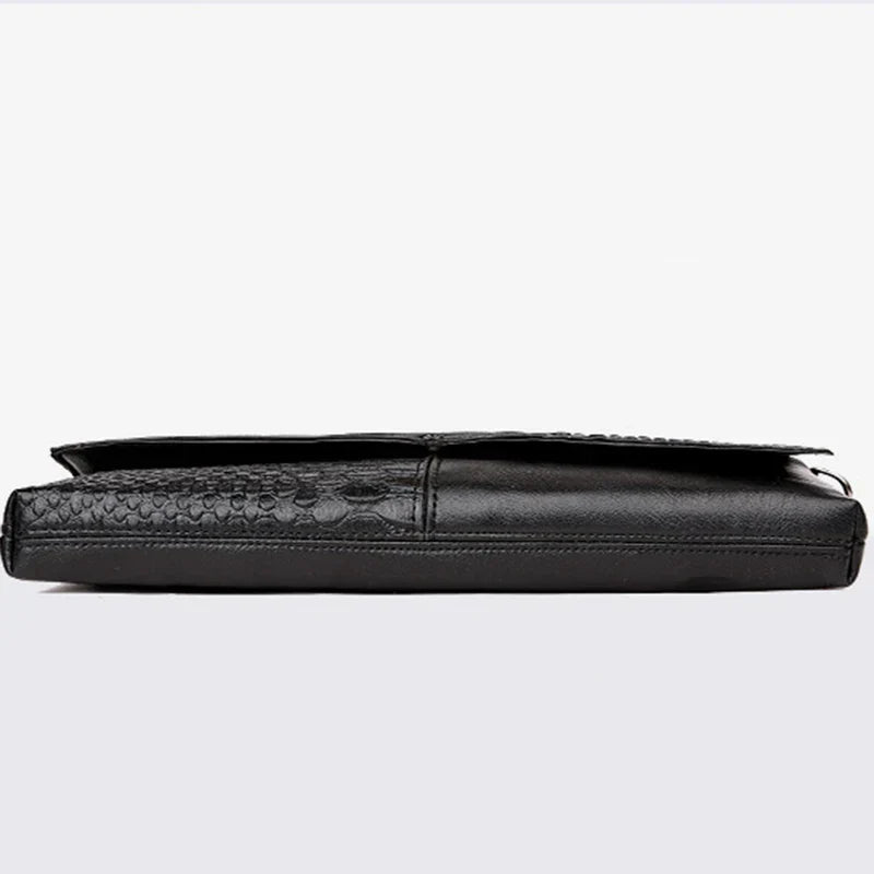 תיק יוקרה אורסולה – שילוב של אלגנטיות וסטייל