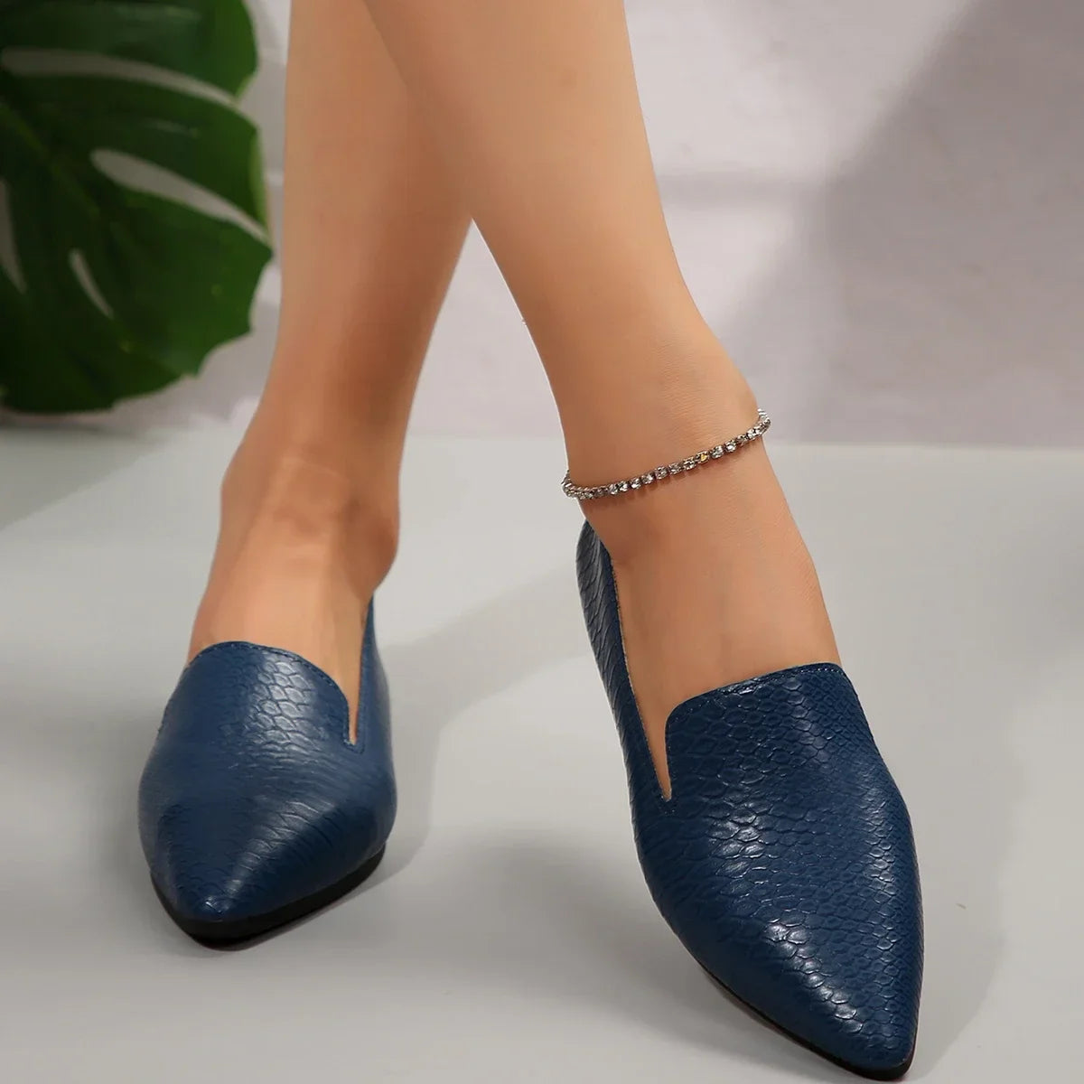 נעליים דגם גפן