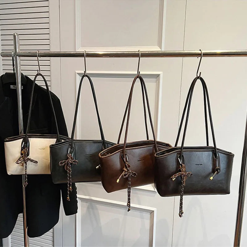 תיק דגם כרמלי